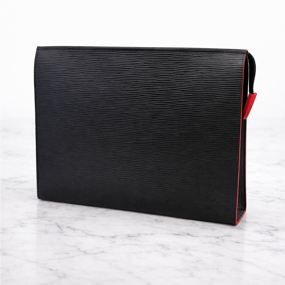 ❌SOLD❌ Louis Vuitton Epi Toiletry Pouch 26